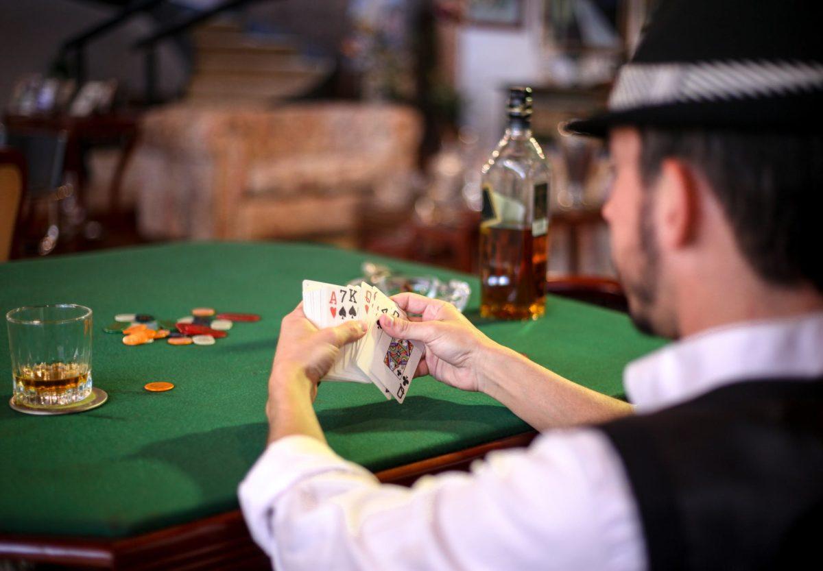 Khám phá Casino Night điểm đến giải trí hấp dẫn cho người yêu thích đỏ đen